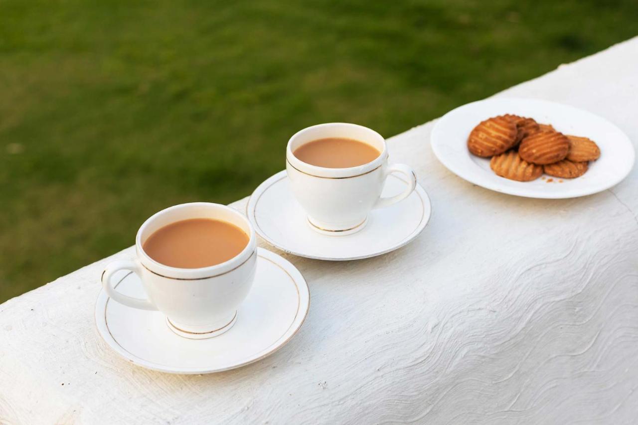 Coffee & Mist Luxury Villa- Comp Breakfast, Pool, Lounge, And Coffee Estate By Stayvista 마디케리 외부 사진