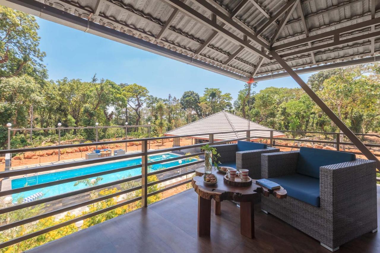 Coffee & Mist Luxury Villa- Comp Breakfast, Pool, Lounge, And Coffee Estate By Stayvista 마디케리 외부 사진